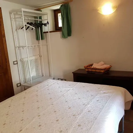 Fiore Di Luna Apartment *