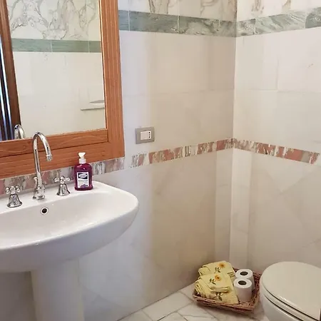 Apartment Fiore Di Luna
